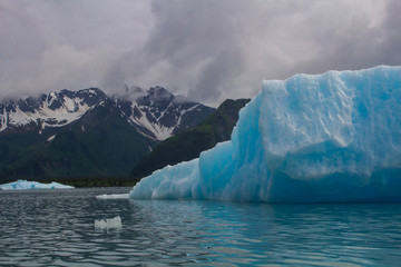 Fototapeta na wymiar Glaciers in kenai fyords national park