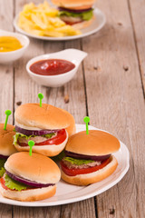Mini burgers.