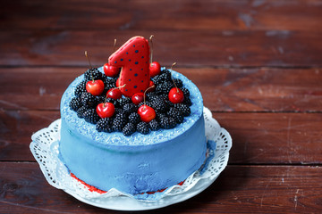 birthday cake with blackberry