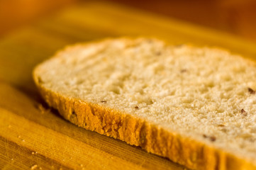 sliced whole wheat breads