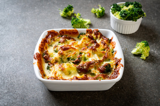 Baked Cauliflower And Broccoli With Cheese