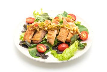 grilled chicken with salad vegetable