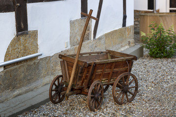 Antiker Bollerwagen