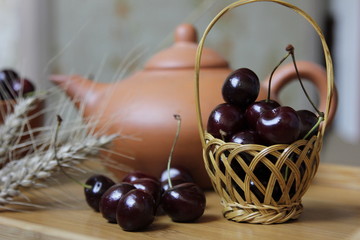 Черешня, вишня, ягода