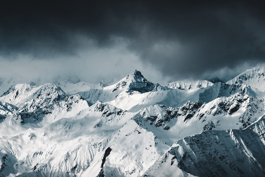 Blick von der Zugspitze auf die Alpen in Bayern und &Ouml;sterreich