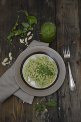 busiate con pesto di rucola