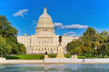 Fototapeta premium Washington, USA, United States Capitol, Ulysses S. Grant Memorial.