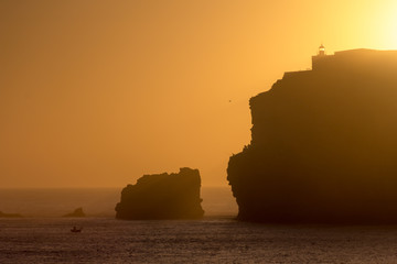 Sonnenuntergang am Leuchtturm von Nazaré 