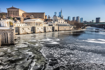 Museum of Art and Schuylkill River - Philadelphia