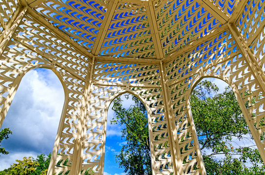 Schwalbenpavillon im Kurpark Bad Schwalbach