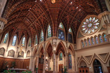 Obraz premium Chicago, Illinois, USA - June 22nd, 2018. The Holy Name Cathedral in Chicago, Illinois. It is the seat of the Archdiocese of Chicago, one of the largest Roman Catholic dioceses in the United States.