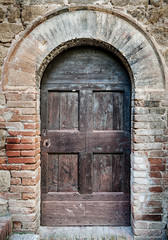 Fototapeta na wymiar vintage door of small village
