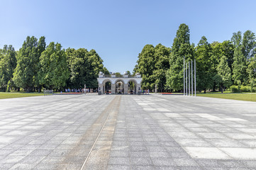 Fototapeta na wymiar Tomb of the Unknown Soldier in Warsaw, Poland
