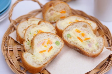 春野菜のスタッフドバゲット