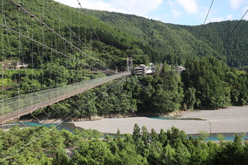 Fototapeta na wymiar 十津川村　谷瀬の吊り橋