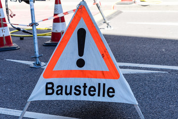 Warning sign with the German inscription 