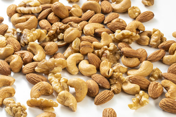 ミックスナッツ