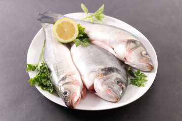 raw fish and lemon