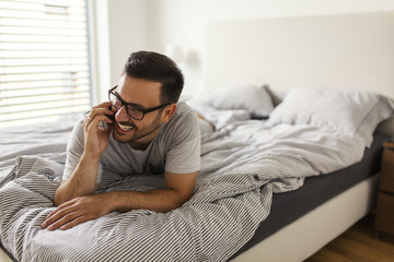 Obraz premium Morning phone call