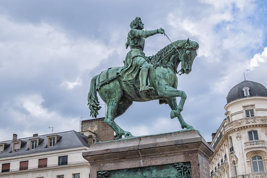 Bronze equestrian statue of Jeanne d'Arc (Joan of Arc, 1855) in the centre of Place du Martroi (Martroi square) in Orleans, France.