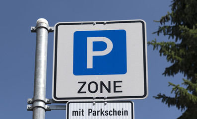 Strassenschild Parkzone