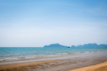 sea sand and blue sky background