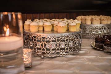 Mini Wedding Cupcakes