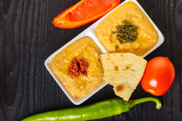 hummus with vegetables