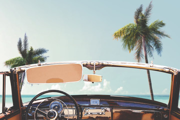 Summer car and background of palms and sea.  - obrazy, fototapety, plakaty