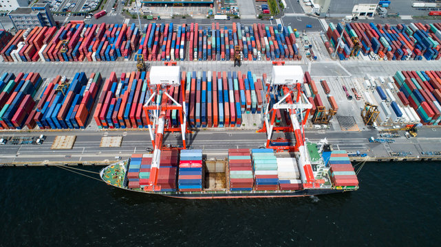 コンテナ・コンテナ船