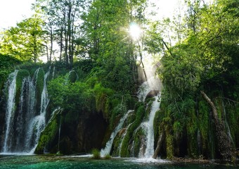 Wasserfall bei den Plitwitzer Seen in Kroartien - Plitvice