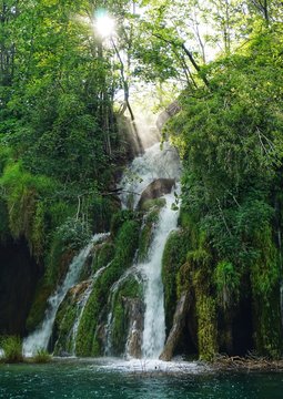 Wasserfall bei den Plitwitzer Seen in Kroartien - Plitvice
