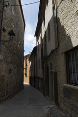 Fototapeta na wymiar The streets of the ancient city of Gerona