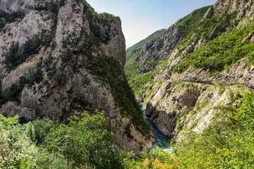 Obraz premium The purest waters of the river Moraca flowing among the canyons.