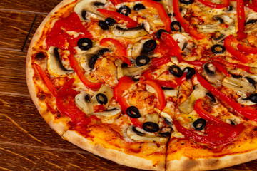 Vegetarian pizza with mushroom