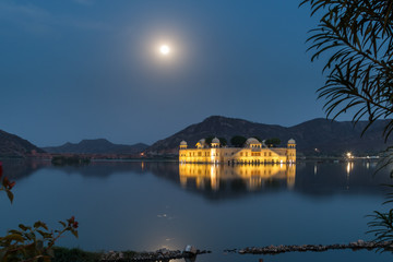 Fototapeta premium India by night