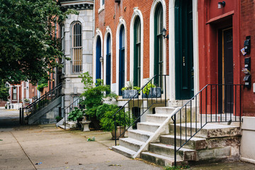 Fototapeta na wymiar Row houses in Spring Garden, Philadelphia, Pennsylvania