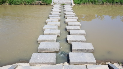 Obraz premium Stepping bridge