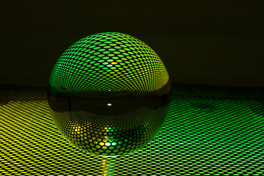 Glaskugel mit Muster