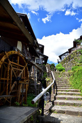 中山道　木曽路の馬篭宿　水車と石段の風景