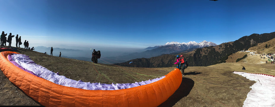 Bir Billing Paragliding spot in India. shot on 28th December 2017. 