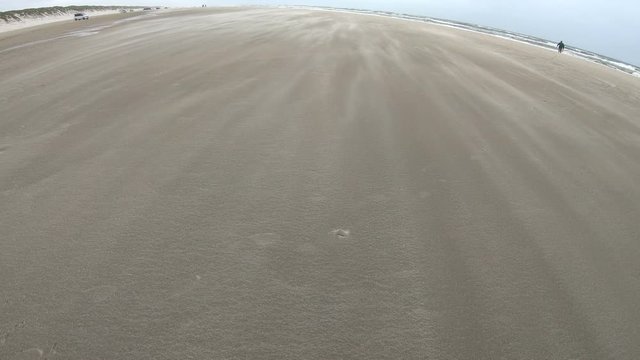 Sandverwehungen am Strand, Nordseestrand