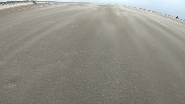 Sandverwehungen am Strand, Nordseestrand