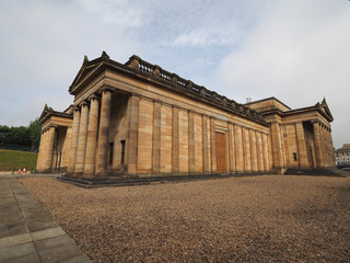 Obraz premium Scottish National Gallery in Edinburgh