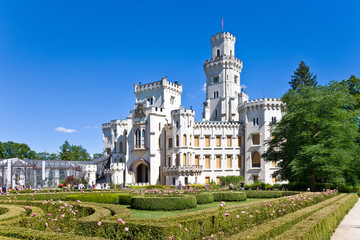Fototapeta na wymiar castle Hluboka nad Vltavou, South Bohemia, Czech republic
