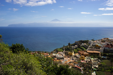 Blick auf den Vulkan Teide, von Gomera aus