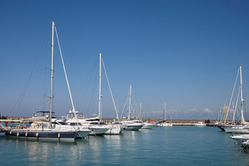 Fototapeta na wymiar yachts in port