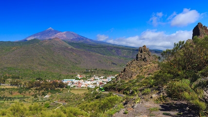 View on Santiago del Teide village and Pico del Teide volcano. © cegli