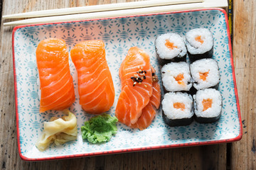 Salmon tatami - salmon roll tekka maki sushi & salmon nigiri 