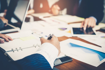 Detailed consultation Between business team. Business team meeting.